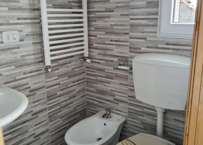 Konukevi Casa Paradigna Parma