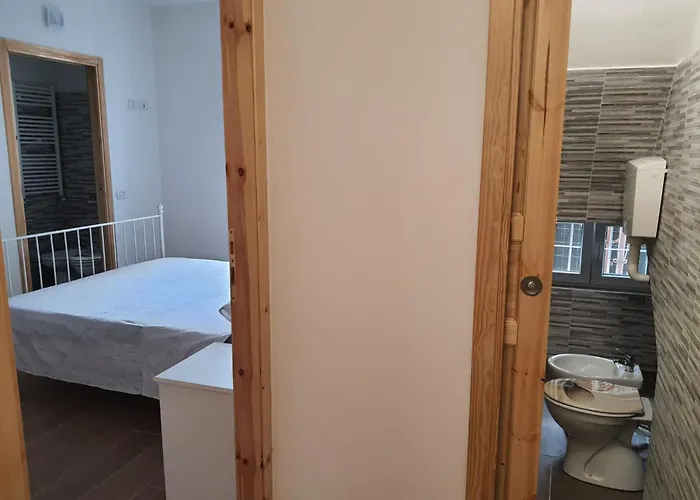 Konukevi Casa Paradigna 3*