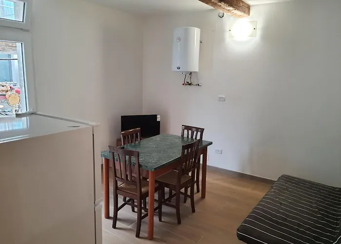 Affittacamere Casa Paradigna 3*